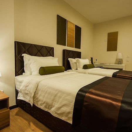 Aman Hills Hotel Kampong Timbunan Zewnętrze zdjęcie