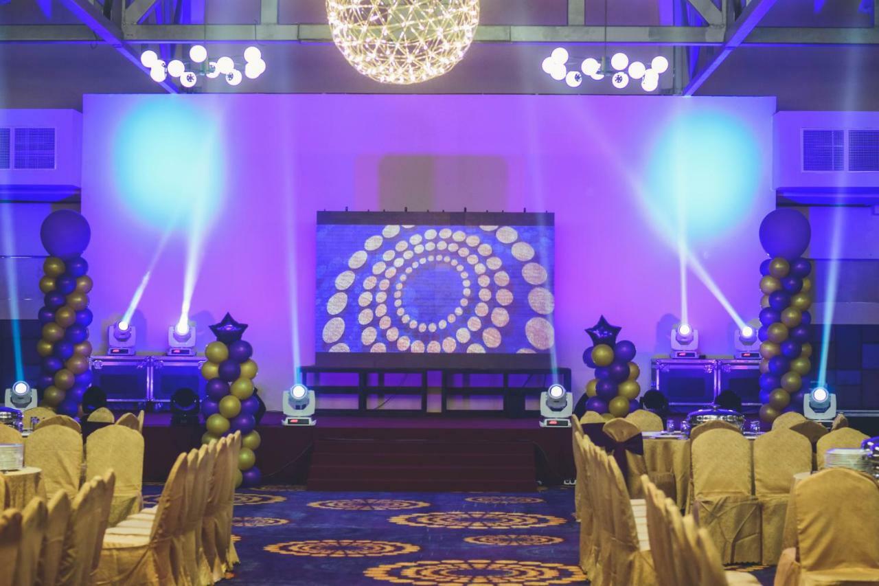 Aman Hills Hotel Kampong Timbunan Zewnętrze zdjęcie